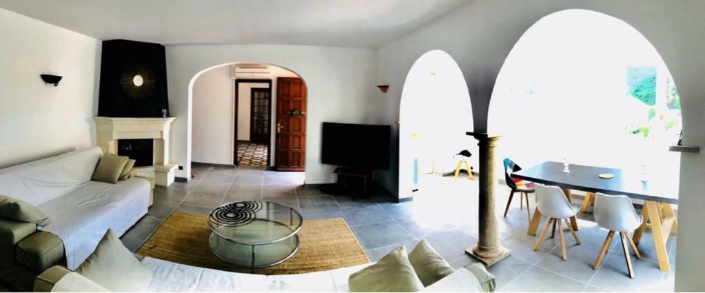 Villa In Provence With Private Pool Л'Іль-сюр-ла-Сорг Екстер'єр фото