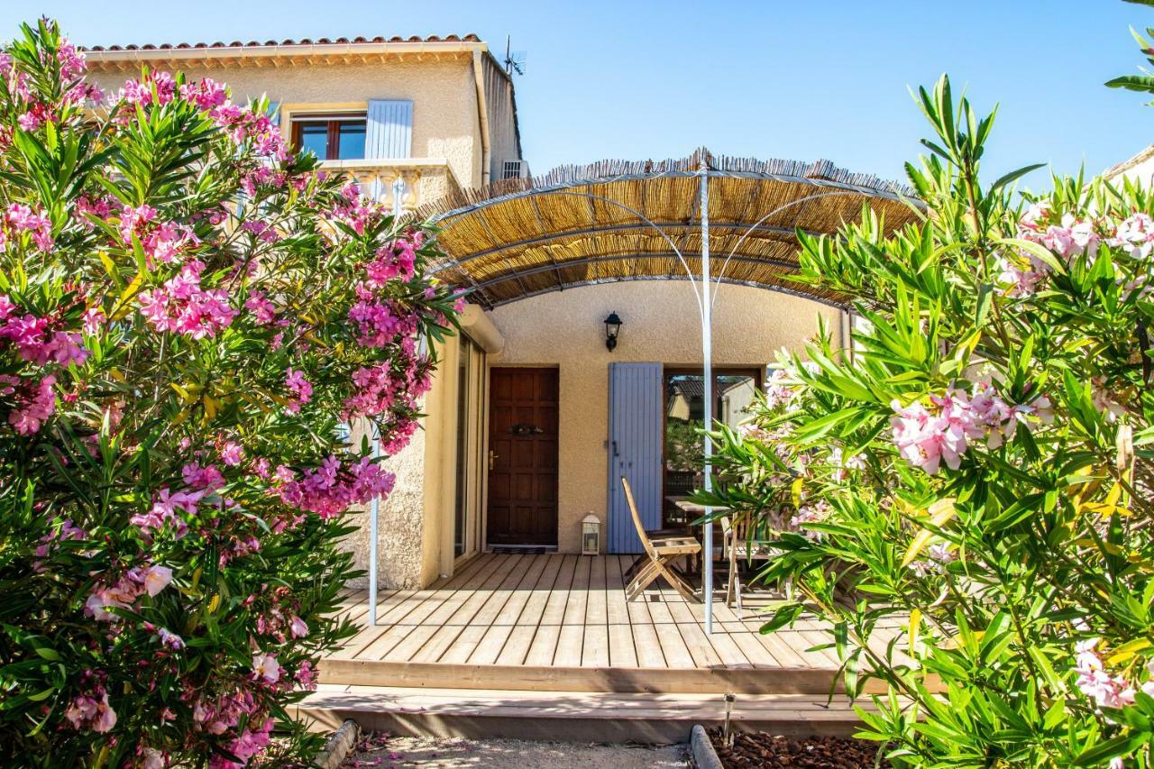 Villa In Provence With Private Pool Л'Іль-сюр-ла-Сорг Екстер'єр фото